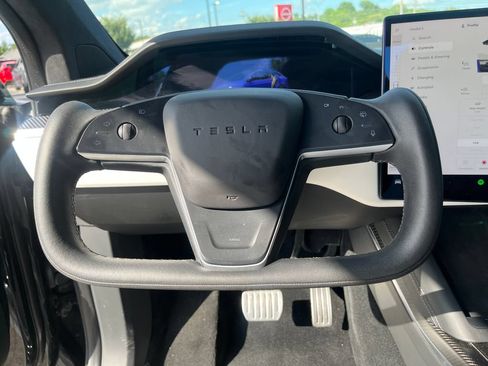 Used 2022 Tesla Model X Plaid AWD/4WD image 14