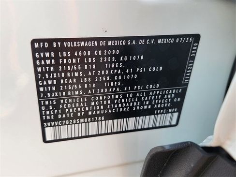 New 2025 Volkswagen Taos SE image 10