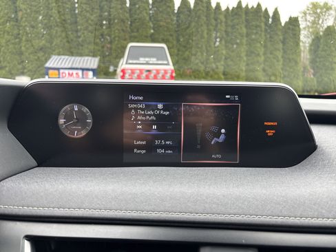 Used 2020 Lexus UX 250h w/ Premium Package AWD/4WD image 26