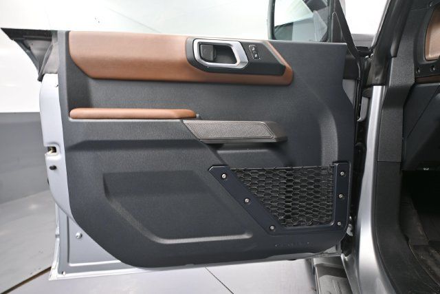 Used 2023 Ford Bronco Outer Banks AWD/4WD image 15