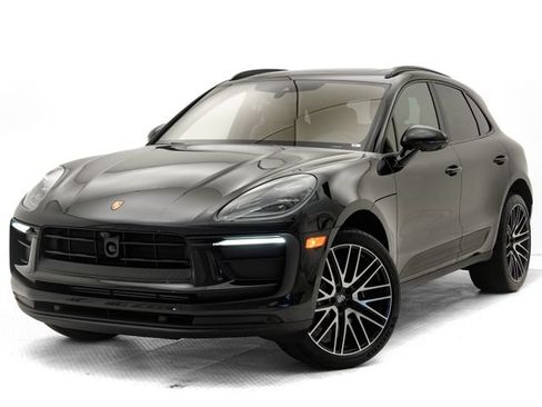 Certified 2026 Porsche Macan AWD/4WD image 1