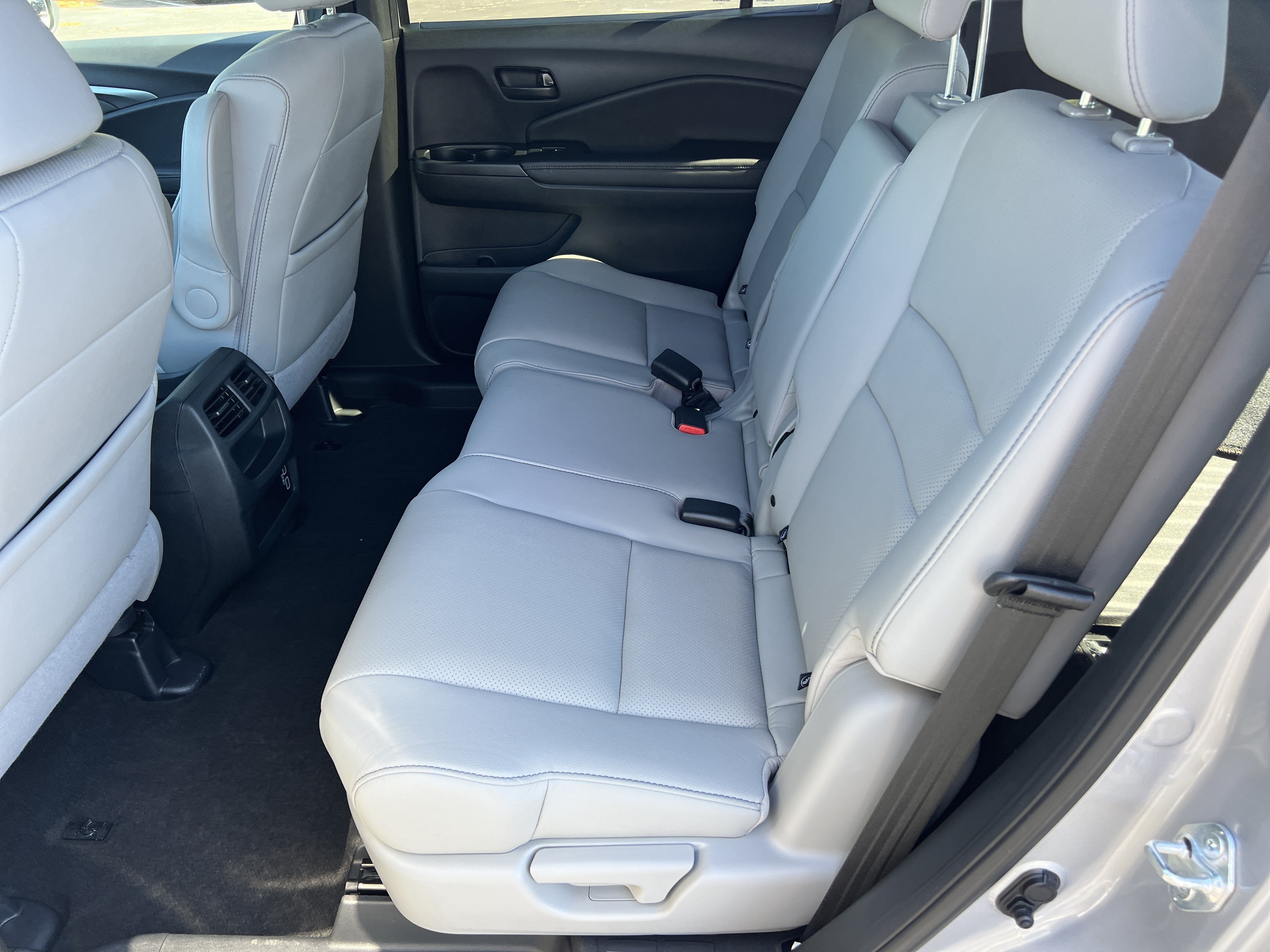 Used 2023 Honda Passport EX-L image 26