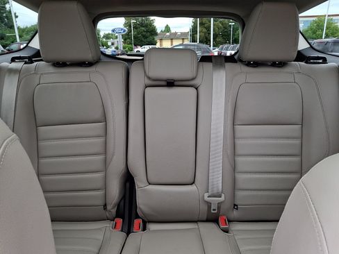 Certified 2018 Ford Escape Titanium w/ Ford Safe & Smart Package AWD/4WD image 19