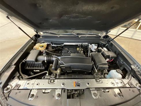 Used 2022 Chevrolet Colorado LT w/ Fleet Safety Package image 23