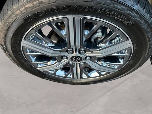 Used 2024 Toyota Sequoia Capstone image 14