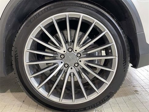 Used 2021 Mercedes-Benz GLC 63 AMG 4MATIC image 14