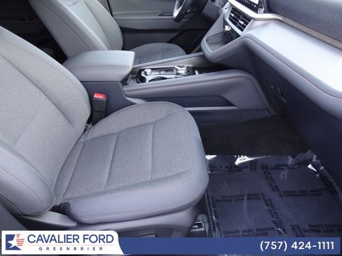 Used 2025 Ford Explorer Active image 19