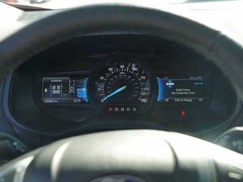 Used 2022 Ford Edge SEL w/ Sport Appearance Package image 17