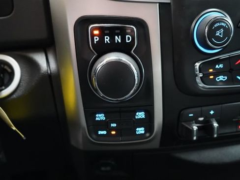 Used 2017 RAM 1500 Big Horn AWD/4WD image 35
