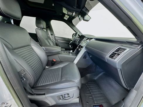 Used 2023 Land Rover Discovery S R-Dynamic image 29