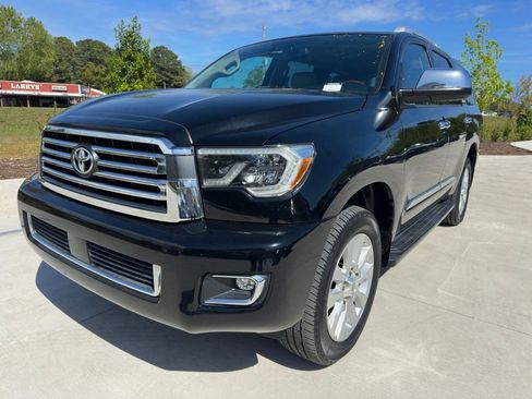 Used 2018 Toyota Sequoia Platinum image 9
