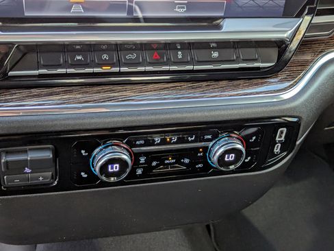 Certified 2023 GMC Sierra 1500 SLE image 22