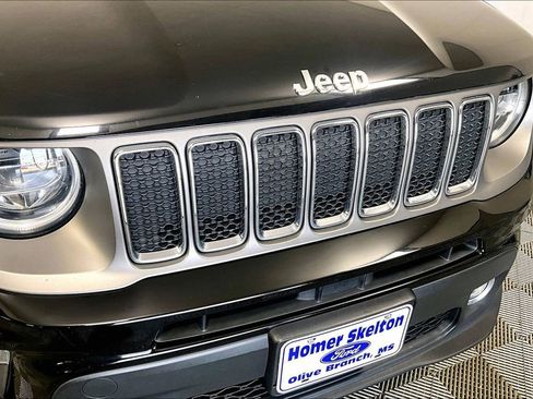 Used 2019 Jeep Renegade Limited w/ LED Lighting Group AWD/4WD image 29