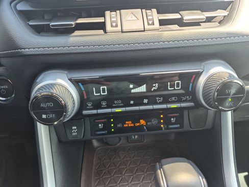 Used 2024 Toyota RAV4 Limited AWD/4WD image 18