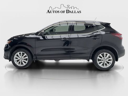 Used 2020 Nissan Rogue Sport SV FWD image 5
