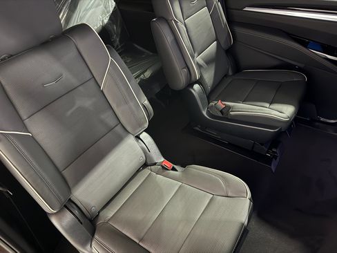 New 2026 Cadillac Escalade ESV Luxury image 51