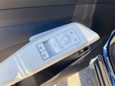 Used 2023 Volkswagen ID.4 Pro S image 20