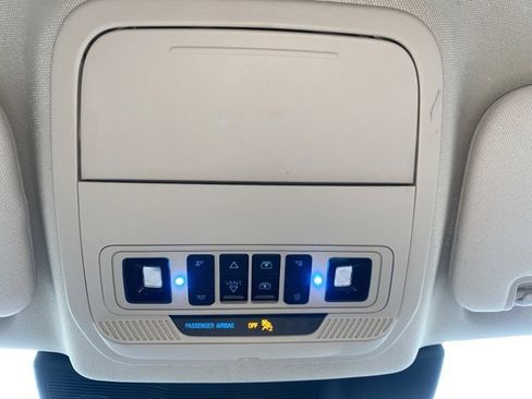 Used 2023 Ford Explorer Platinum w/ Technology Package image 15