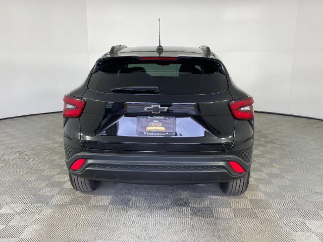 Certified 2026 Chevrolet Trax LT w/ Driver Confidence Package FWD image 23