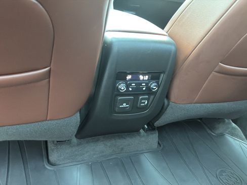 Used 2020 Buick Enclave Avenir w/ Trailering Package, 5000 lbs. AWD/4WD image 25