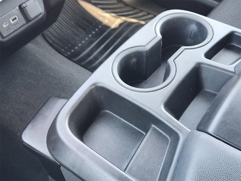 Used 2022 Chevrolet Silverado 1500 Custom image 20