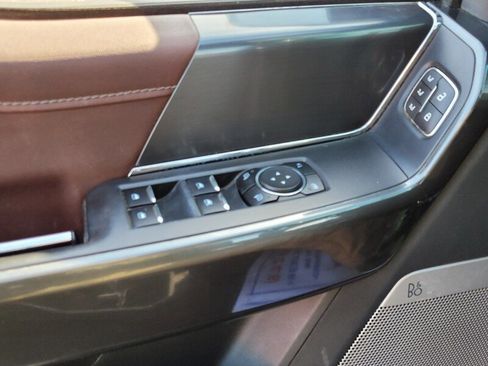 Used 2021 Ford F150 Lariat w/ Equipment Group 502A High image 30