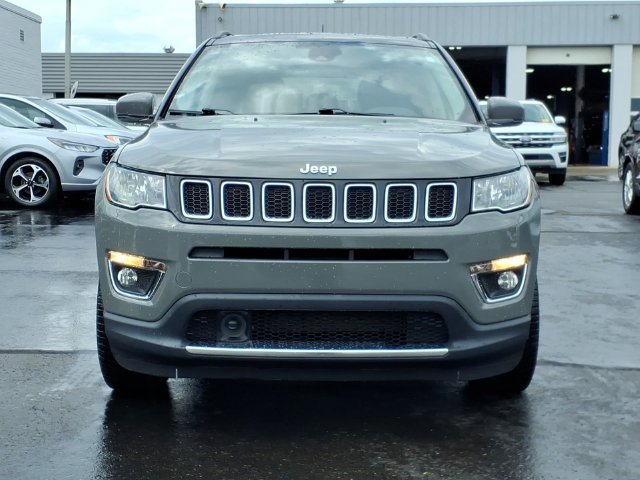 Used 2021 Jeep Compass Limited w/ Sun and Sound Group AWD/4WD image 2