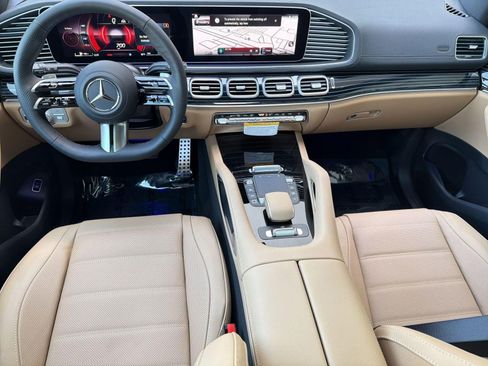 New 2026 Mercedes-Benz GLS 450 4MATIC image 15