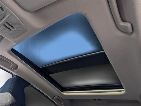 New 2026 Nissan Kicks SV w/ SV Premium Package image 9