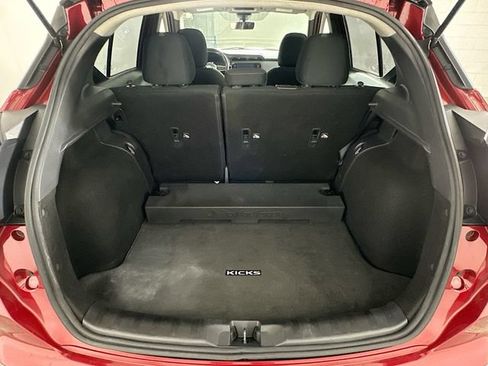 Used 2021 Nissan Kicks SR w/ Interior Electronics Package FWD image 23