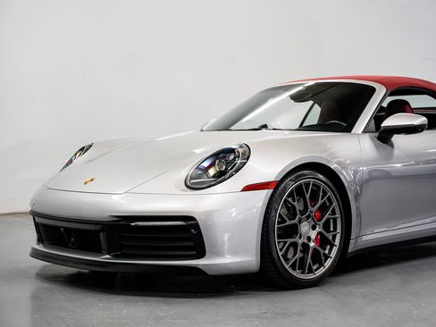 Used 2021 Porsche 911 Carrera 4S AWD/4WD image 36