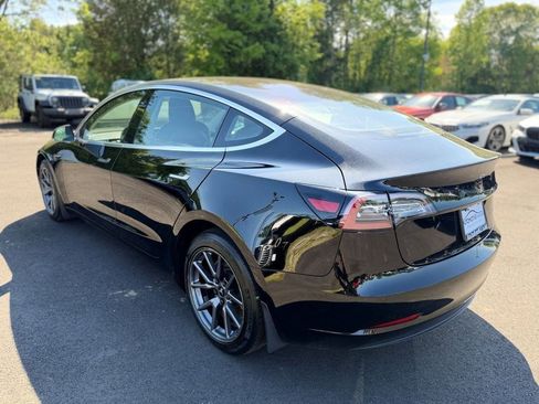 Used 2018 Tesla Model 3 Long Range AWD/4WD image 5