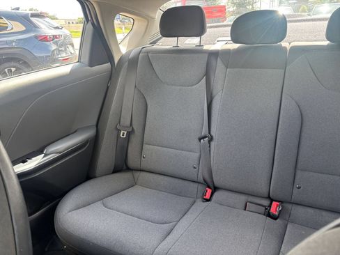 Used 2025 Kia K4 FWD image 38