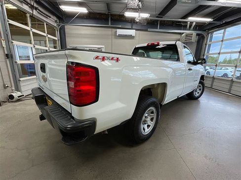 Used 2017 Chevrolet Silverado 1500 W/T w/ Trailering Package AWD/4WD image 5