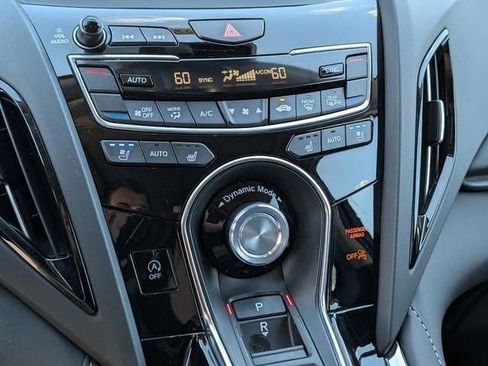 Used 2025 Acura RDX SH-AWD w/ Advance Package image 29