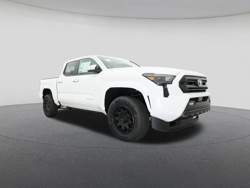 New 2025 Toyota Tacoma SR5 image 29