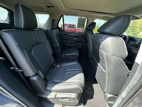 Used 2024 Honda Pilot Elite image 27