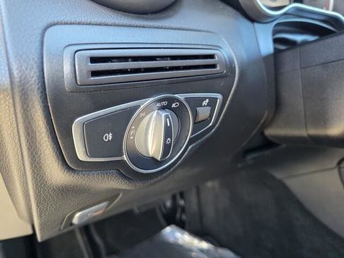 Used 2018 Mercedes-Benz GLC 300 image 17