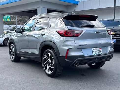Used 2026 Chevrolet TrailBlazer RS w/ Driver Confidence Package image 8
