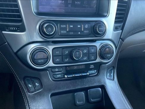 Used 2018 Chevrolet Tahoe LT image 33