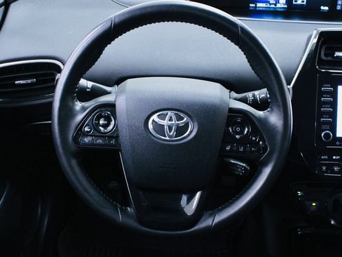 Used 2022 Toyota Prius XLE image 9