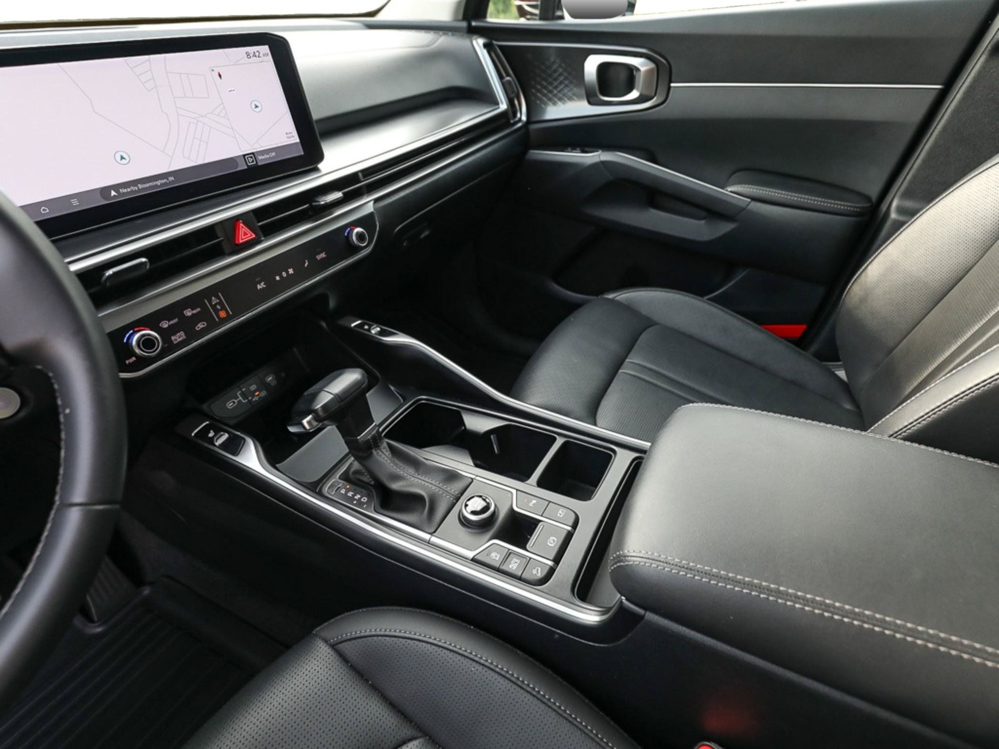 Used 2025 Kia Sorento S w/ Panoramic Sunroof Package FWD image 16
