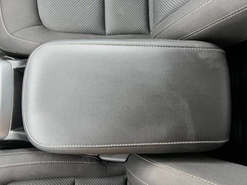 Used 2018 Chevrolet Colorado LT w/ LT Convenience Package image 27