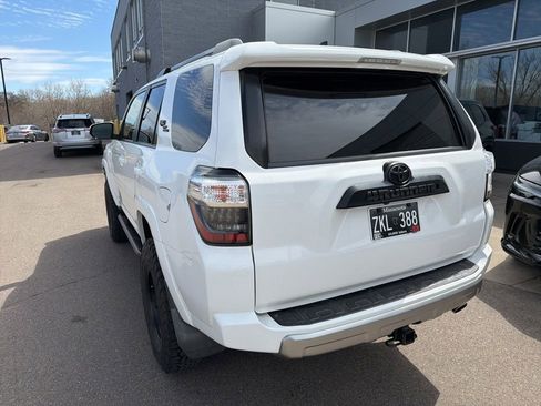 Used 2019 Toyota 4Runner TRD Off-Road image 21