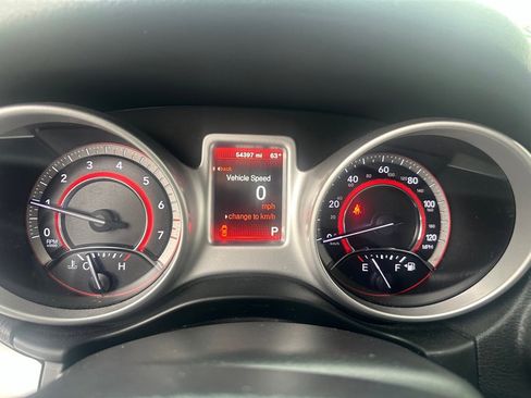 Used 2020 Dodge Journey SE w/ SE Popular Equipment Group image 17