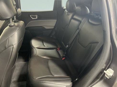 Used 2023 Jeep Compass Limited AWD/4WD image 28