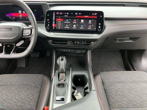 Used 2025 Dodge Charger R/T w/ Quick Order Package 25M R/T image 16