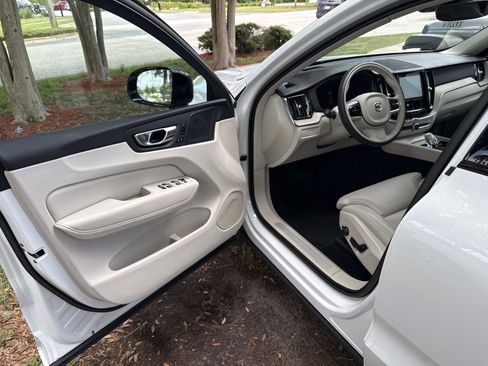 Used 2023 Volvo XC60 T8 Ultimate AWD/4WD image 20