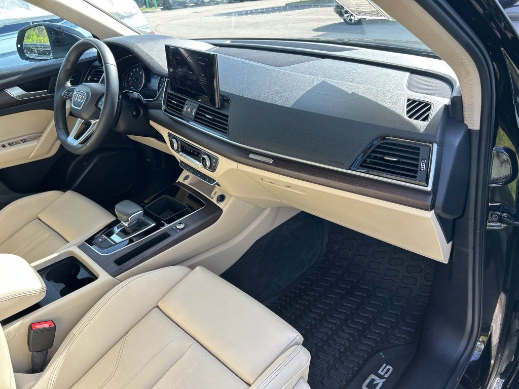 Used 2024 Audi Q5 2.0T Premium w/ Convenience Package AWD/4WD image 44