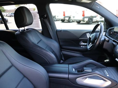 Used 2021 Mercedes-Benz GLE 350 4MATIC image 10